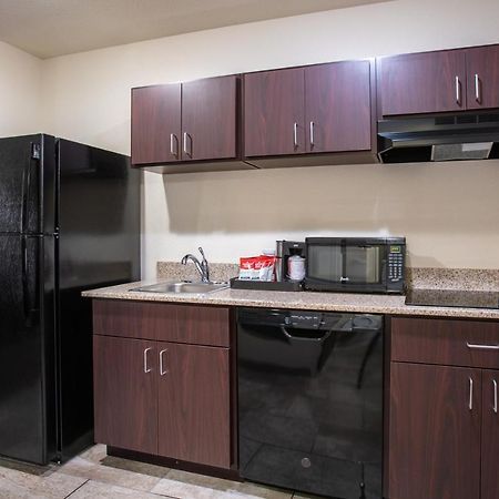 Cobblestone Inn & Suites - Pine Bluffs Extérieur photo