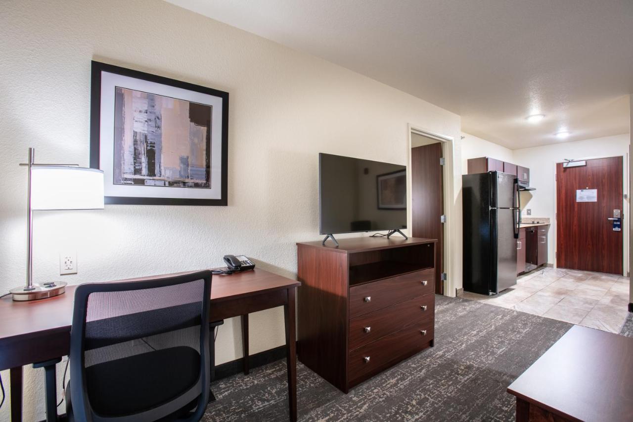 Cobblestone Inn & Suites - Pine Bluffs Extérieur photo