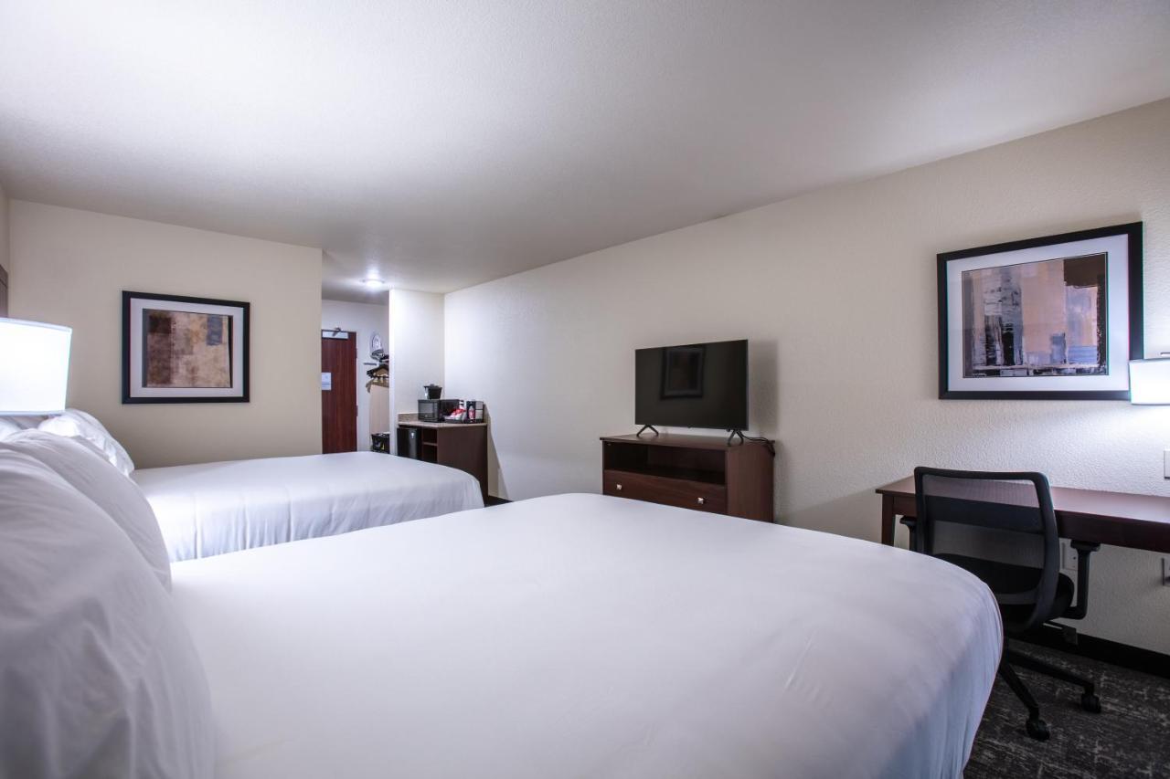 Cobblestone Inn & Suites - Pine Bluffs Extérieur photo