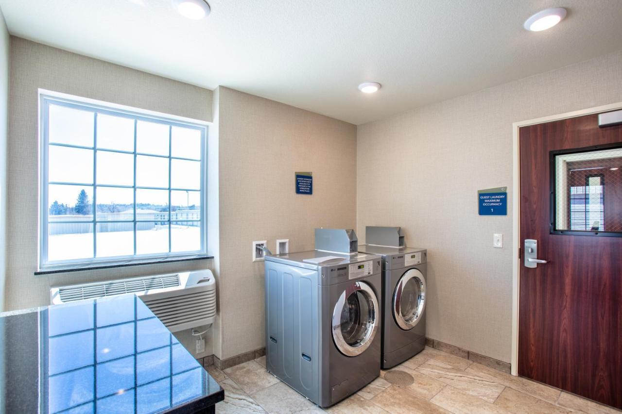Cobblestone Inn & Suites - Pine Bluffs Extérieur photo