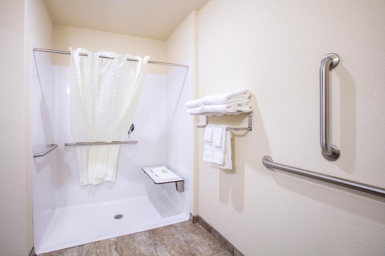 Cobblestone Inn & Suites - Pine Bluffs Extérieur photo