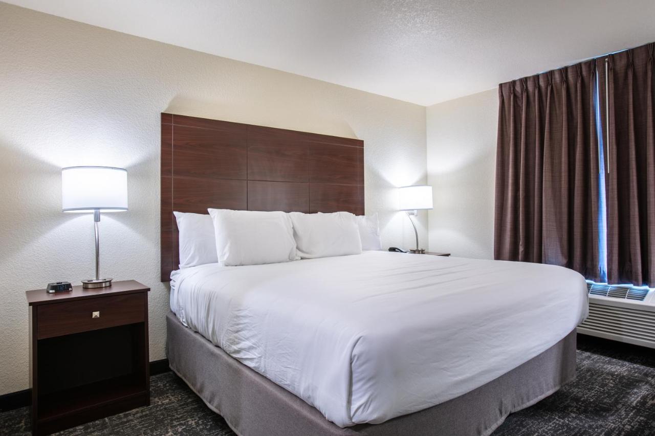 Cobblestone Inn & Suites - Pine Bluffs Extérieur photo