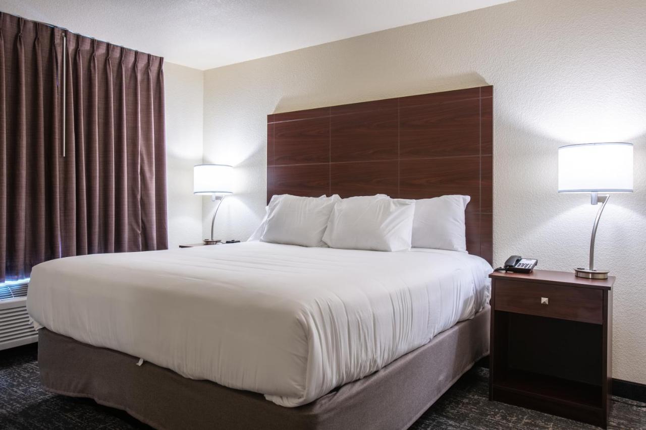 Cobblestone Inn & Suites - Pine Bluffs Extérieur photo