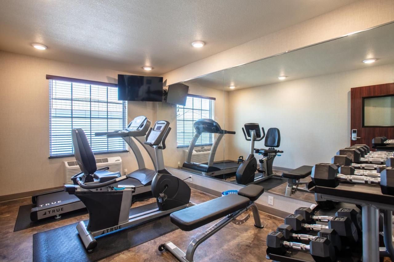 Cobblestone Inn & Suites - Pine Bluffs Extérieur photo